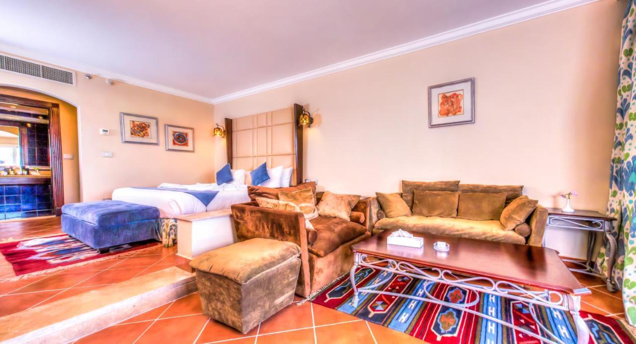 Porto Matrouh Beach Resort Mersa Matruh Exterior photo